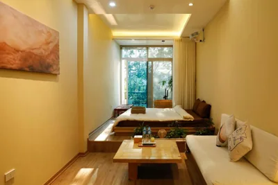 King Room with Balcony — Home Homestay